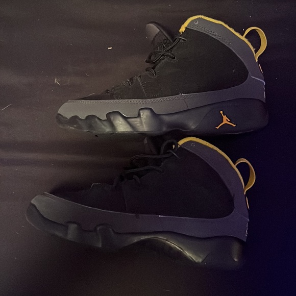 This is The Air Jordan 9 ps ‘university gold’ - Picture 3 of 4